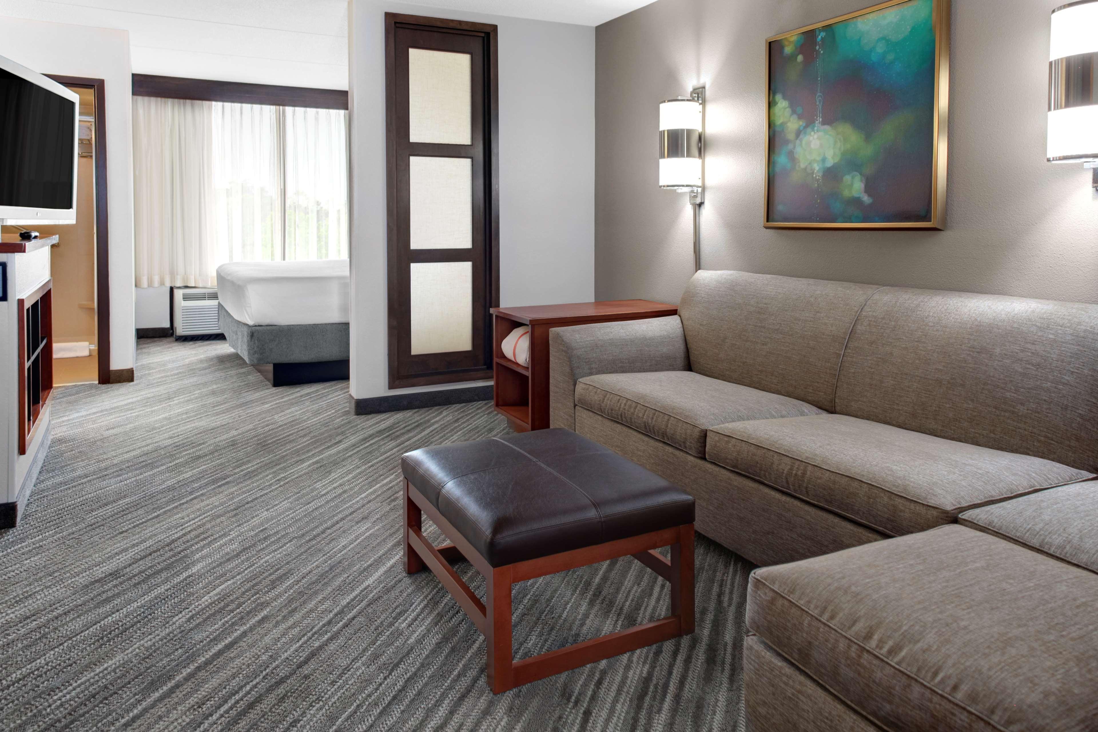 Hyatt Place Detroit/Ливония Экстерьер фото