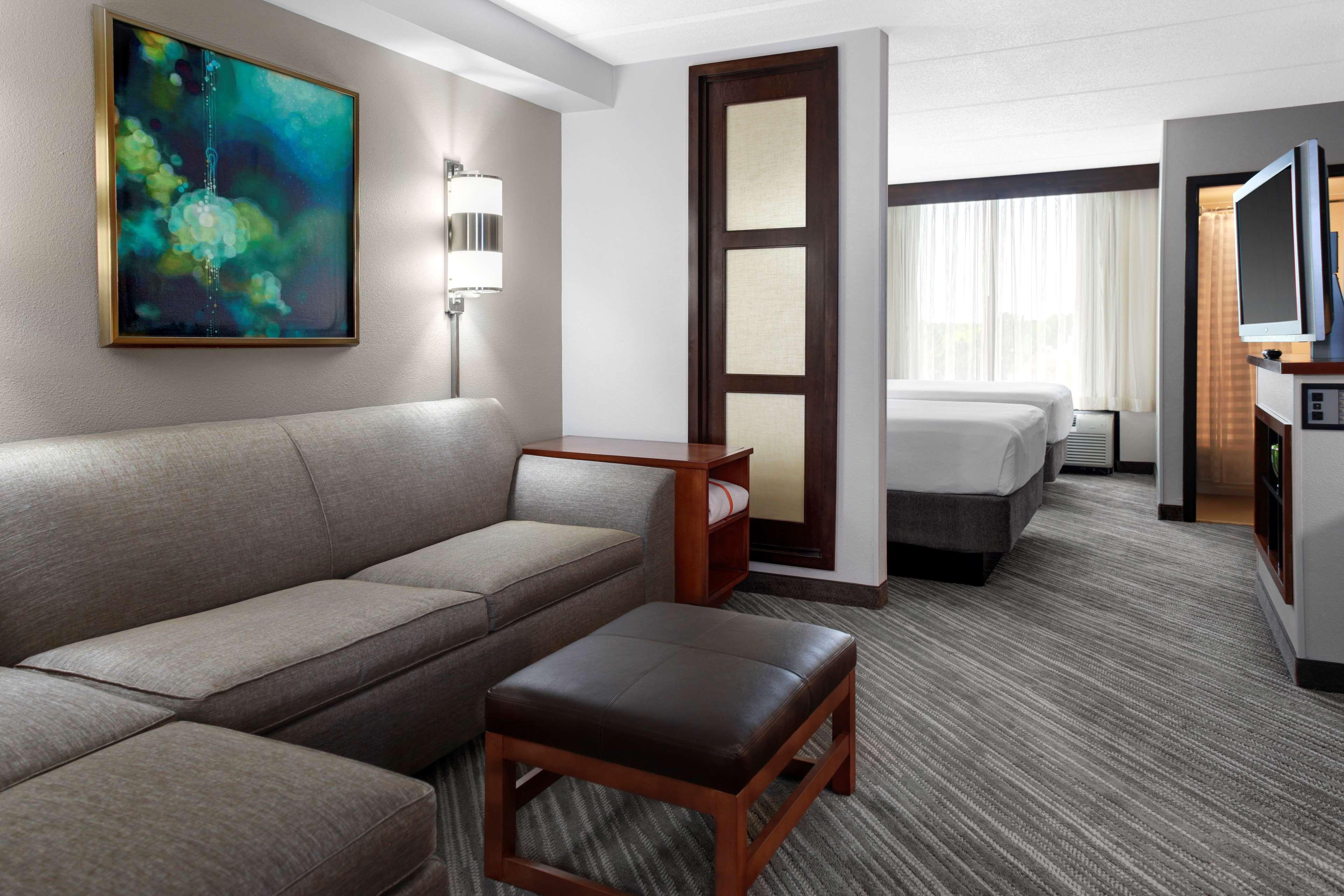 Hyatt Place Detroit/Ливония Экстерьер фото