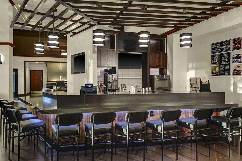 Hyatt Place Detroit/Ливония Ресторан фото