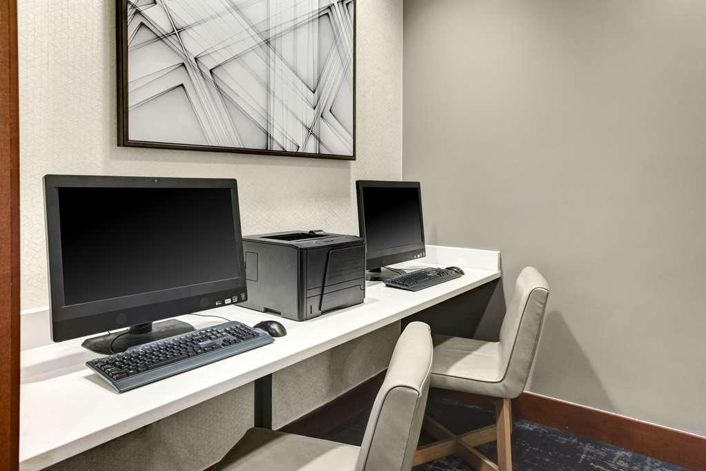 Hyatt Place Detroit/Ливония Интерьер фото