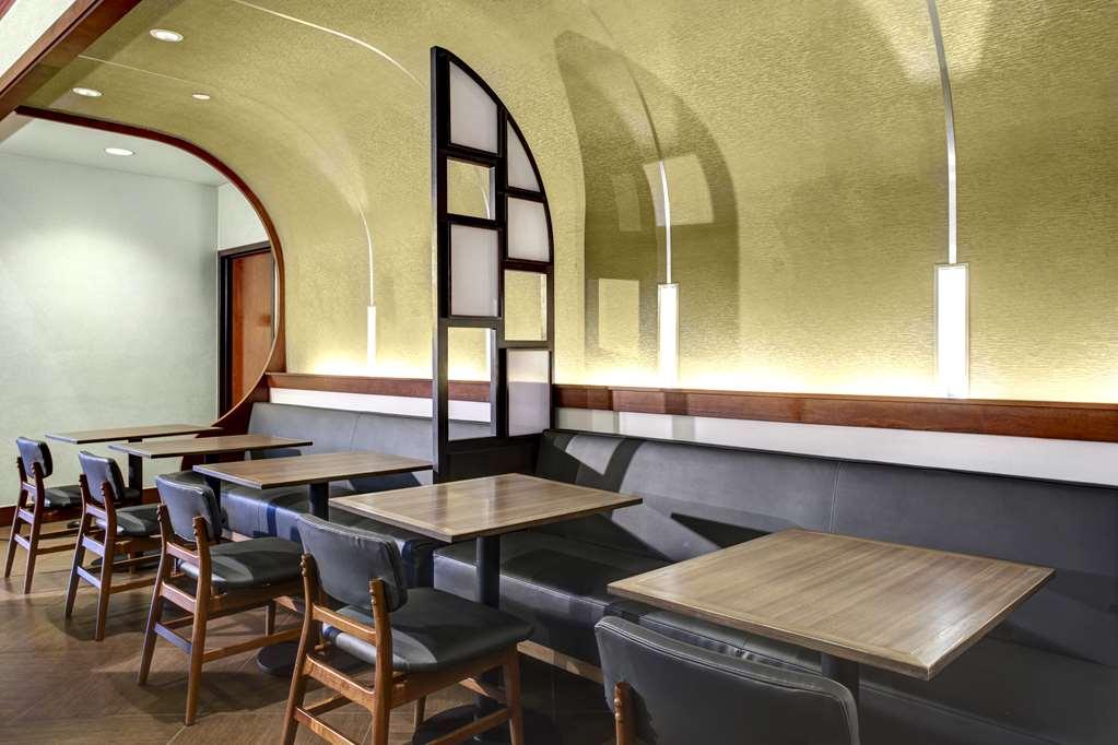 Hyatt Place Detroit/Ливония Ресторан фото