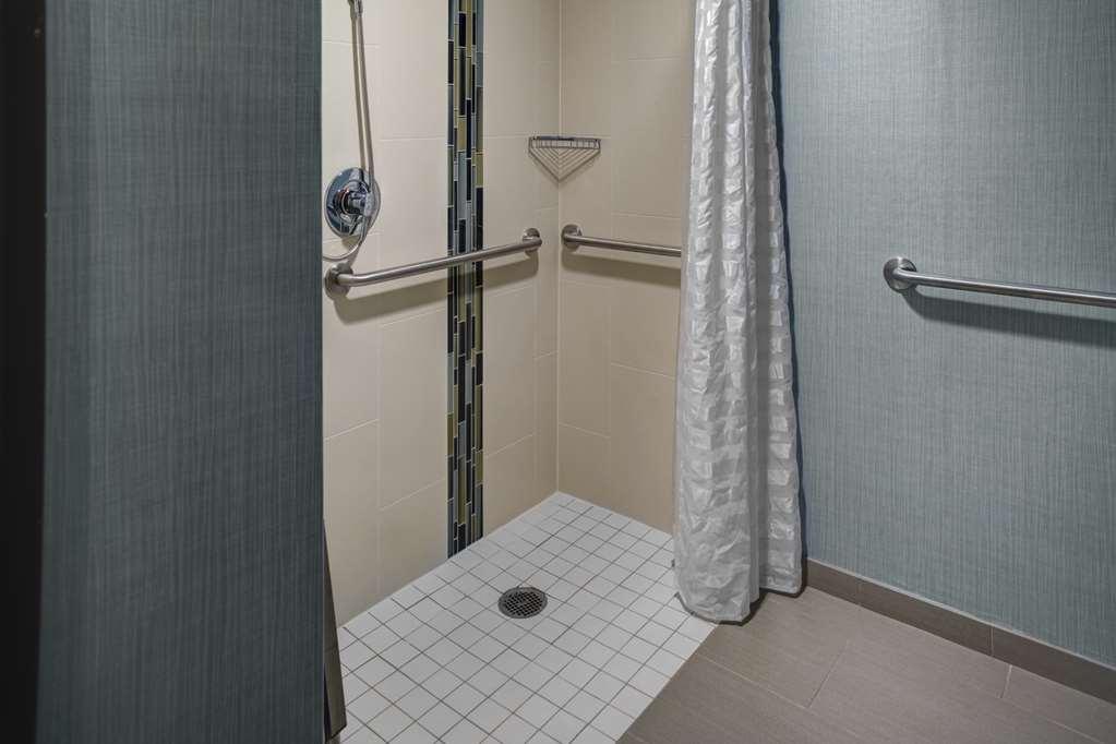 Hyatt Place Detroit/Ливония Номер фото