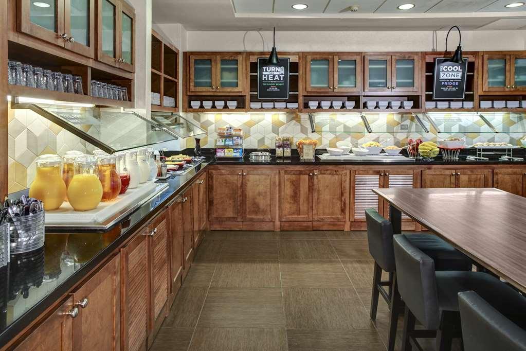 Hyatt Place Detroit/Ливония Ресторан фото